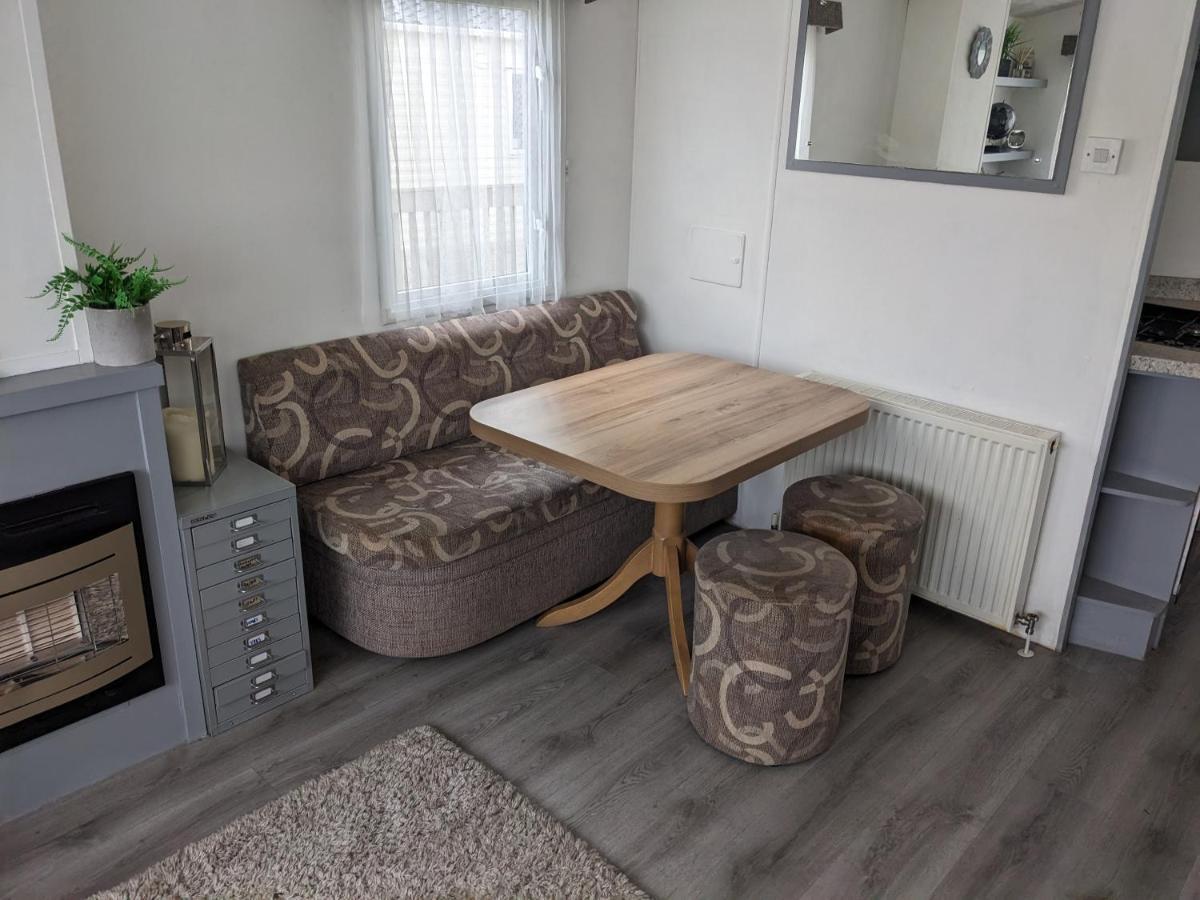 Static Caravan On Lady'S Mile Holiday Park Dawlish Extérieur photo
